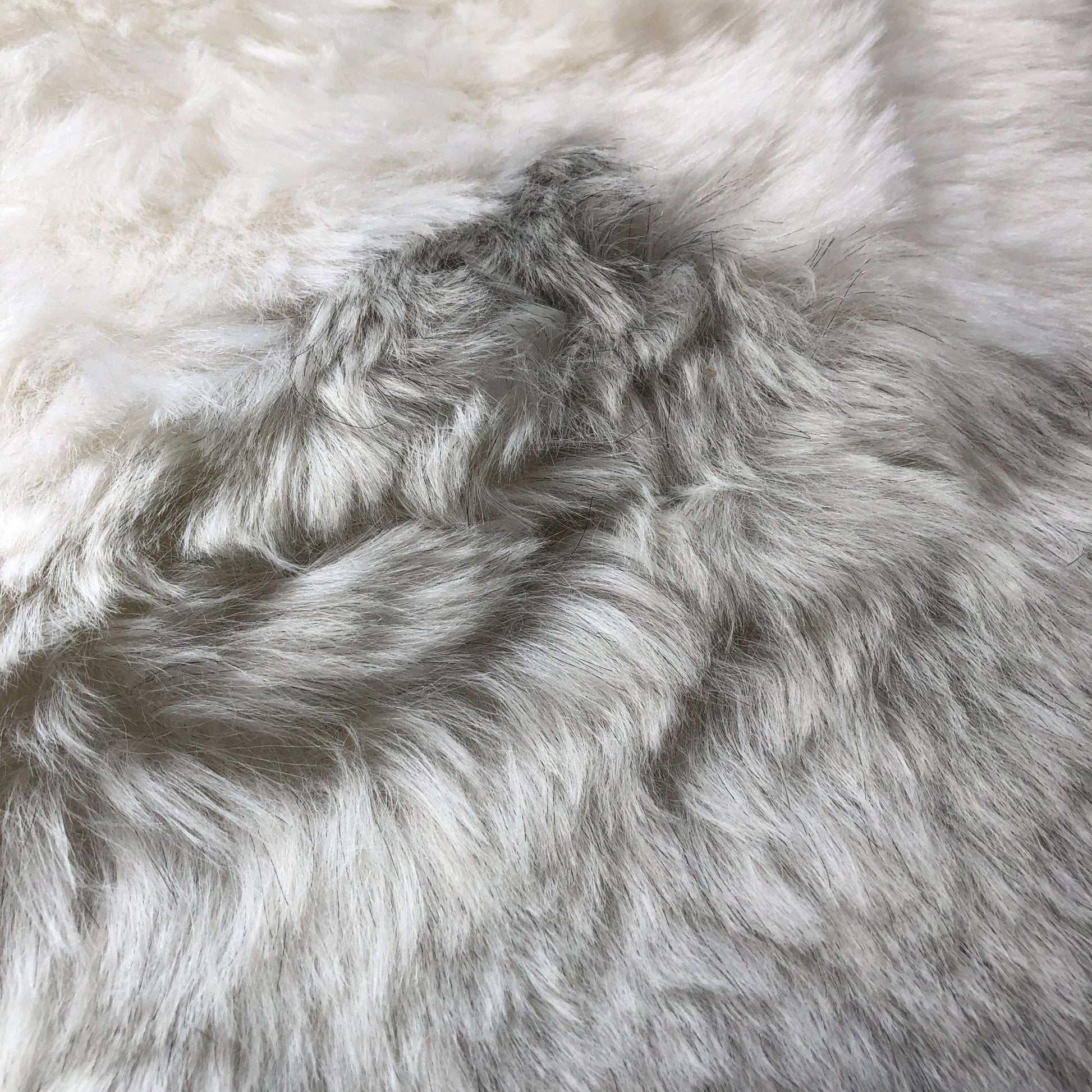 Icelandic Sheepskin Square Seat Cover 37cm White & Natural Grey Shorn Wildash London ScentiMelti Wax Melts