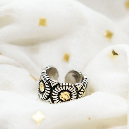 Silver Plated Vintage Sun Flower Daisy Wide Cuff Band Ring - ScentiMelti Home Fragrance, Beauty & Gifts UK