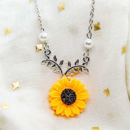 Large Sunflower Daisy Floral Charm Summer Flower Pearl Pendant Necklace - ScentiMelti Home Fragrance, Beauty & Gifts UK