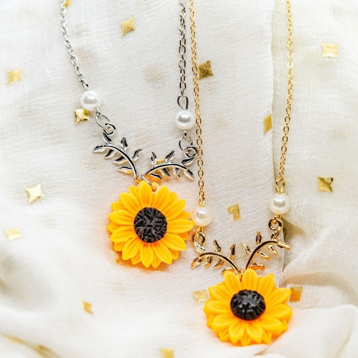 Large Sunflower Daisy Floral Charm Summer Flower Pearl Pendant Necklace - ScentiMelti Home Fragrance, Beauty & Gifts UK