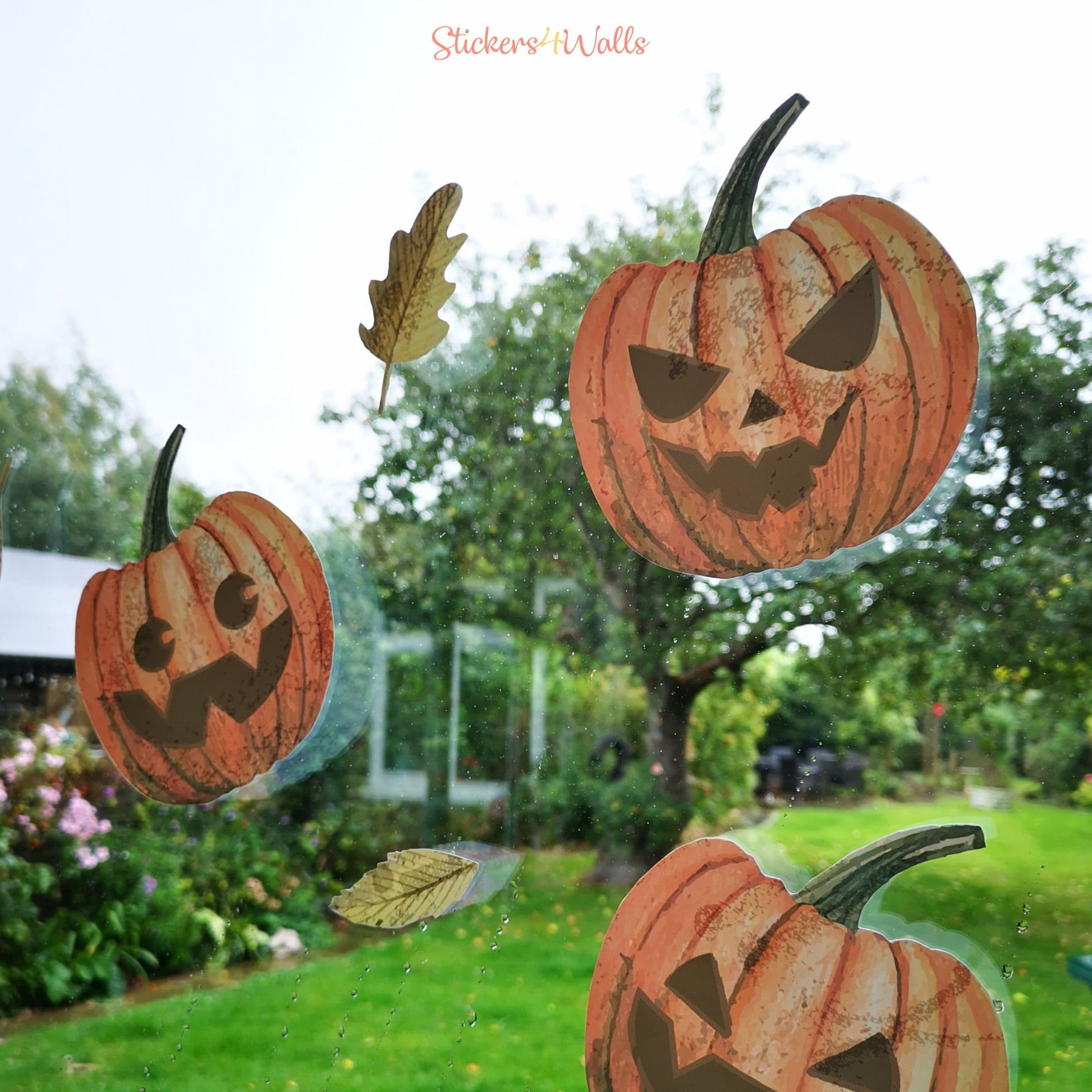 Pumpkin Halloween Window Cling Decoration - Reusable - ScentiMelti Home Fragrance, Beauty & Gifts UK