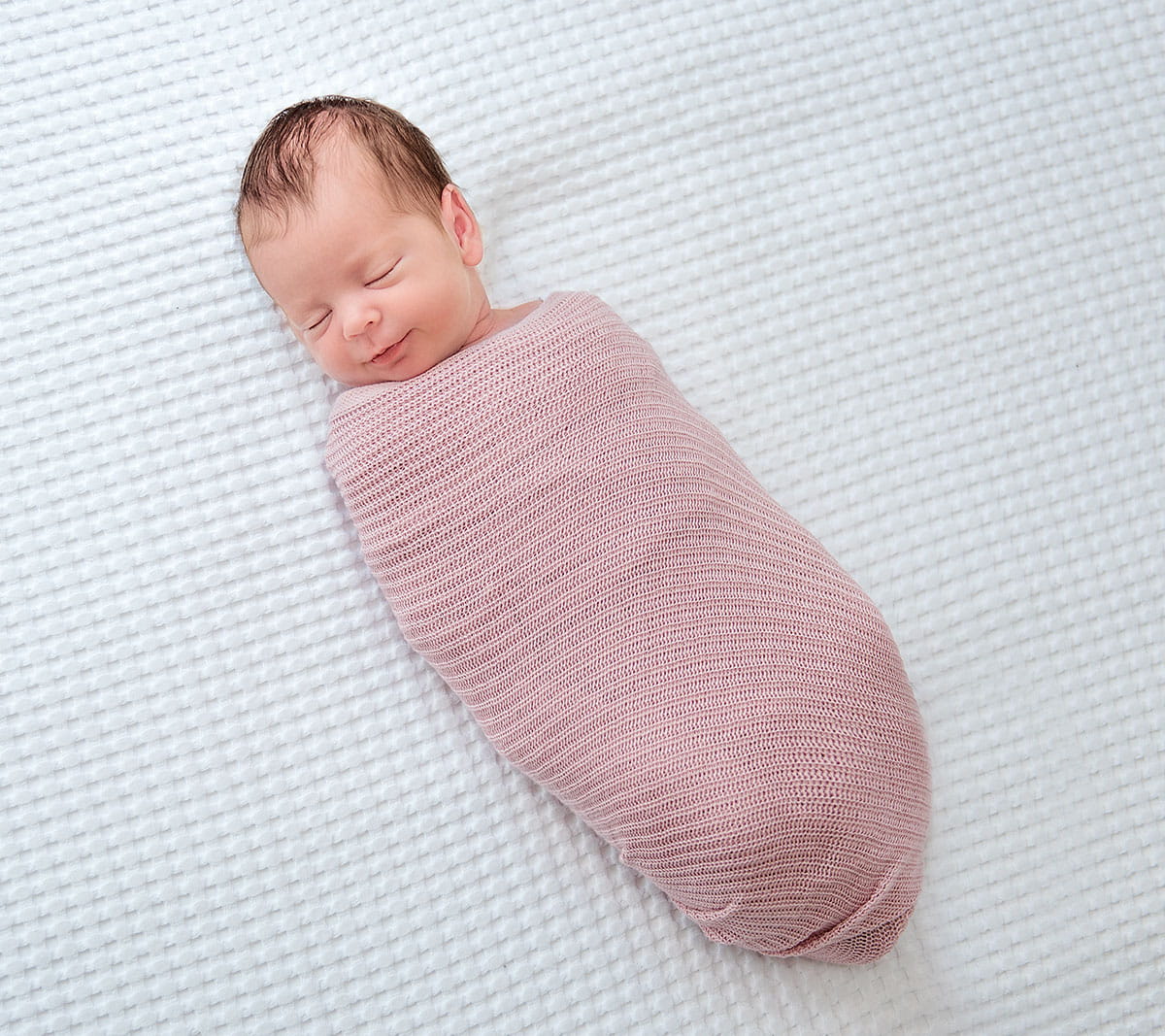 Light knitted bamboo swaddle blanket - Powder pink - ScentiMelti Home Fragrance, Beauty & Gifts UK