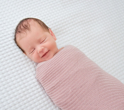 Light knitted bamboo swaddle blanket - Powder pink - ScentiMelti Home Fragrance, Beauty & Gifts UK