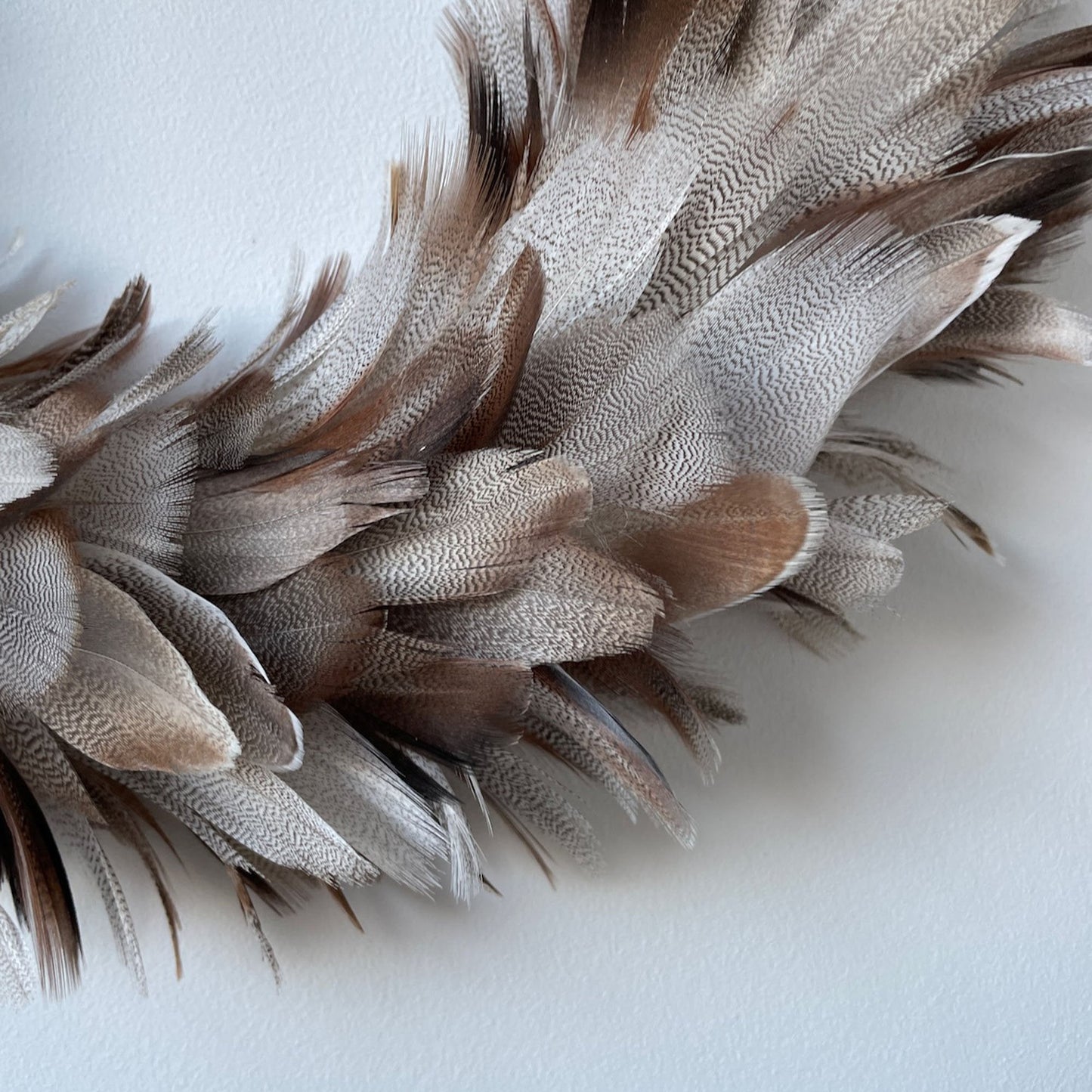 Natural Feather Wreath - ScentiMelti Home Fragrance, Beauty & Gifts UK