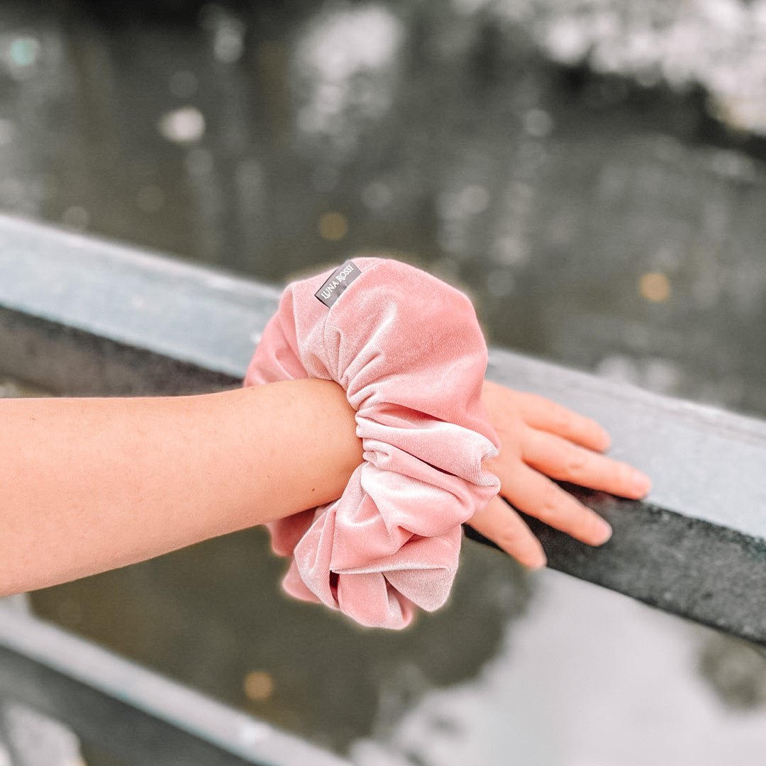 Onyx Oversized Velvet Scrunchie Luna Rossi ScentiMelti Wax Melts