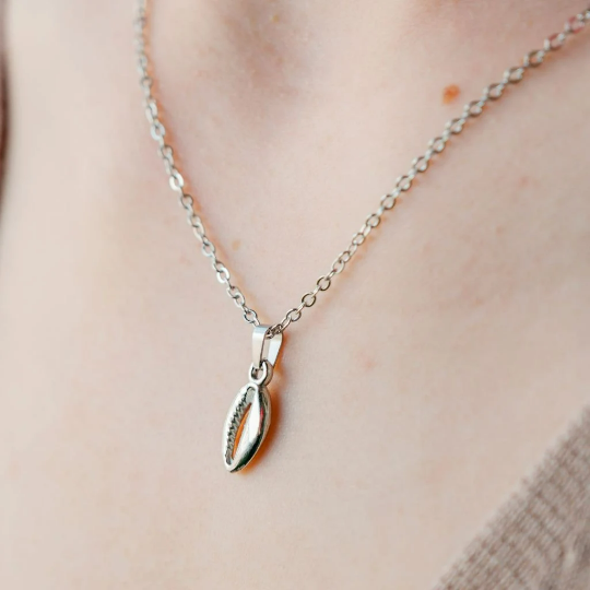 Silver Handmade Sea Shell Necklace Cowrie Charm Beach Surfing Pendant Necklace - ScentiMelti Home Fragrance, Beauty & Gifts UK