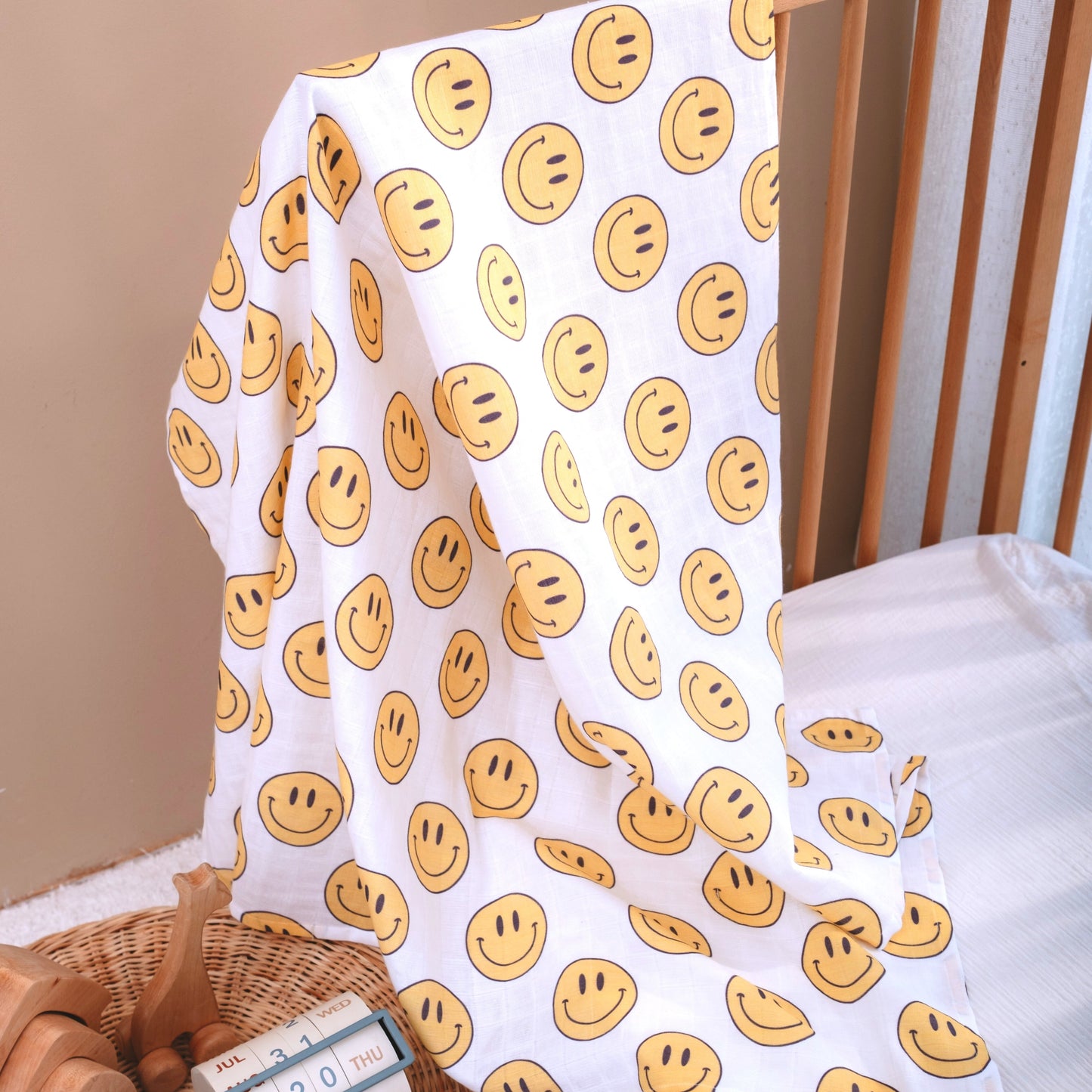 Muslin Swaddle Baby Blanket - Smiley - ScentiMelti Home Fragrance, Beauty & Gifts UK