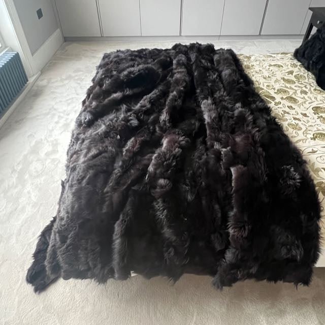 Tuscan Shearling Throw | Fur Blanket | Sheepskin Rug | Dark Chocolate - ScentiMelti Home Fragrance, Beauty & Gifts UK