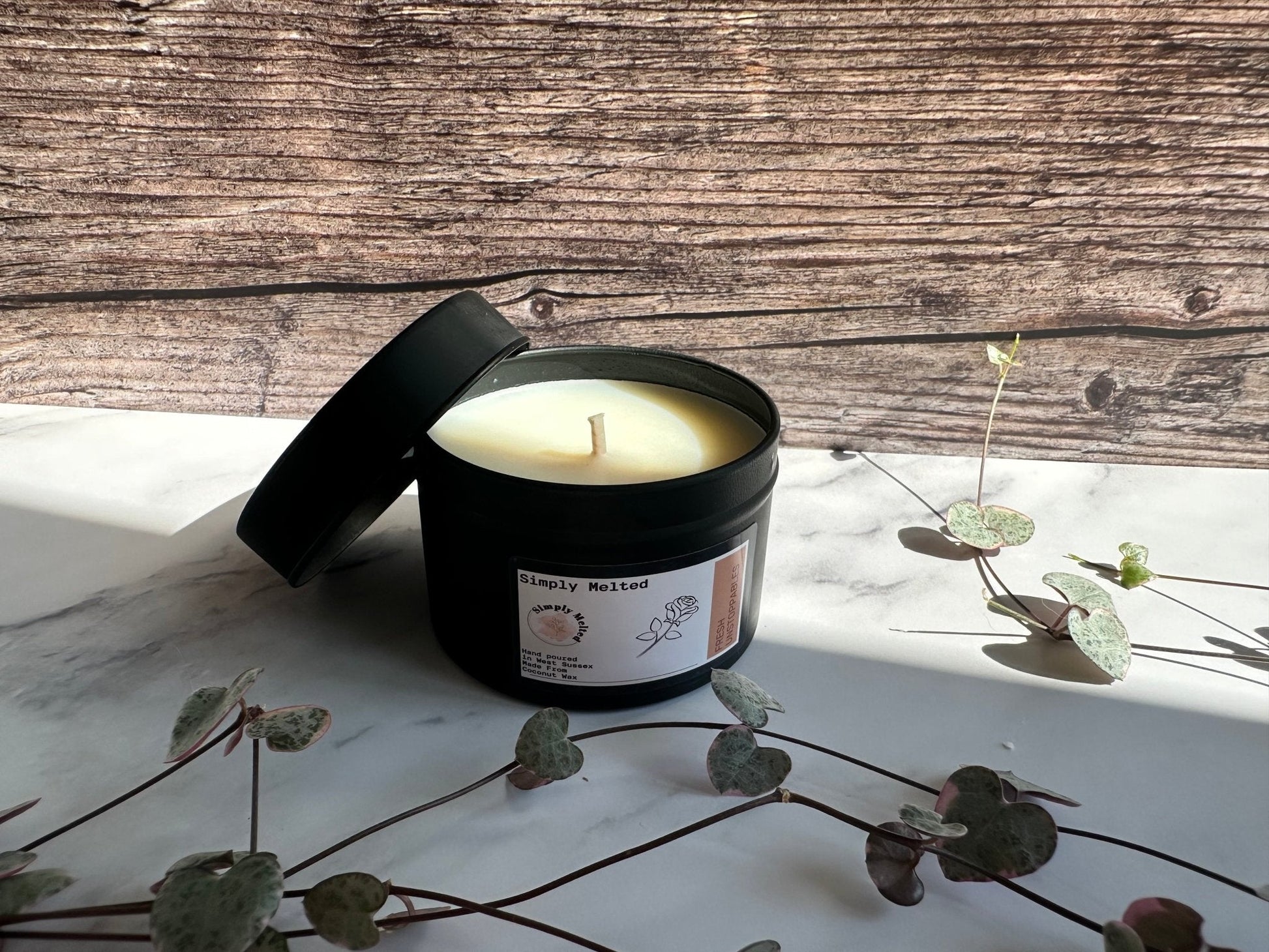 Unstoppable Fresh Candle - ScentiMelti Home Fragrance, Beauty & Gifts UK