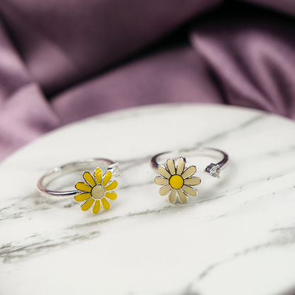 White Rotating Sunflower Meditation Fidget Daisy Dainty Floral Ring - ScentiMelti Home Fragrance, Beauty & Gifts UK