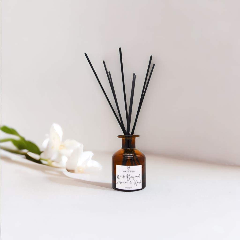 Wilde Bergamot. Jasmine & Musk 120ml Reed Diffuser With 8 Reeds - ScentiMelti Home Fragrance, Beauty & Gifts UK