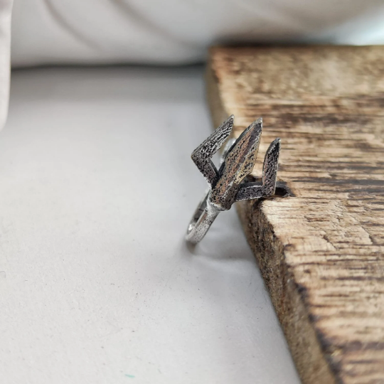 Oxidized German Silver Trident Non Pierced Clip On Traditional Indian Nose Pin The Colourful Aura ScentiMelti Wax Melts